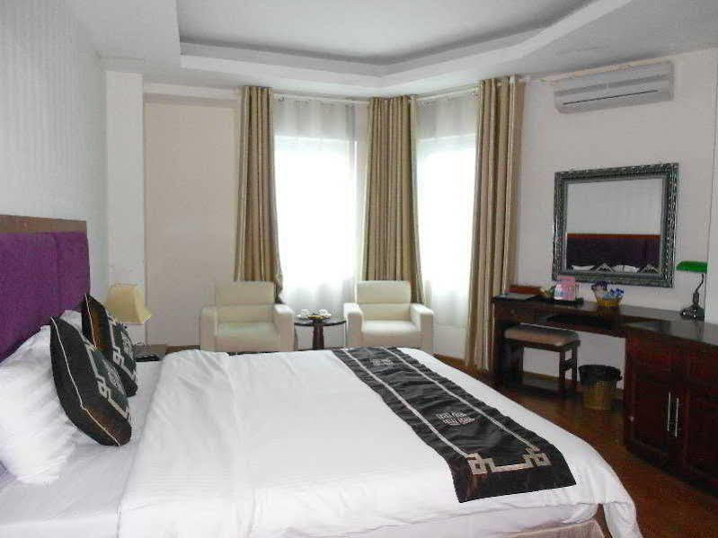 A25 Hotel - 61 Luong Ngoc Quyen Ханой Екстериор снимка